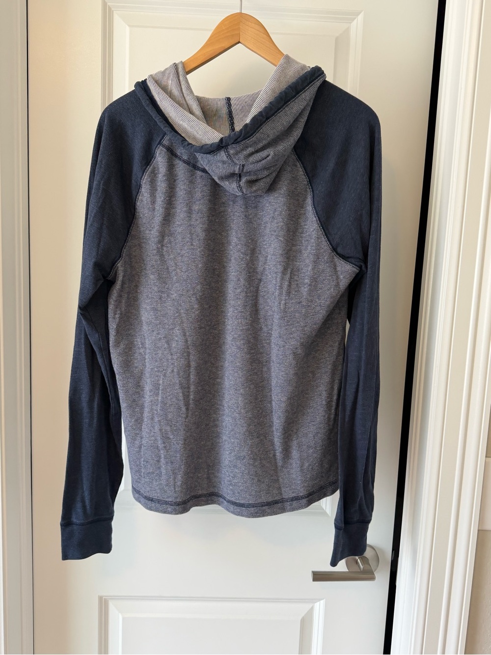 Levi's Two-Tone Navy and Heather Gray Crewneck Hoodie Sweater - Picture 3 of 3